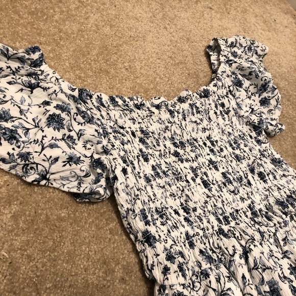 Kendall & Kylie Off Shoulder Dress Blue Floral - Picture 5 of 8